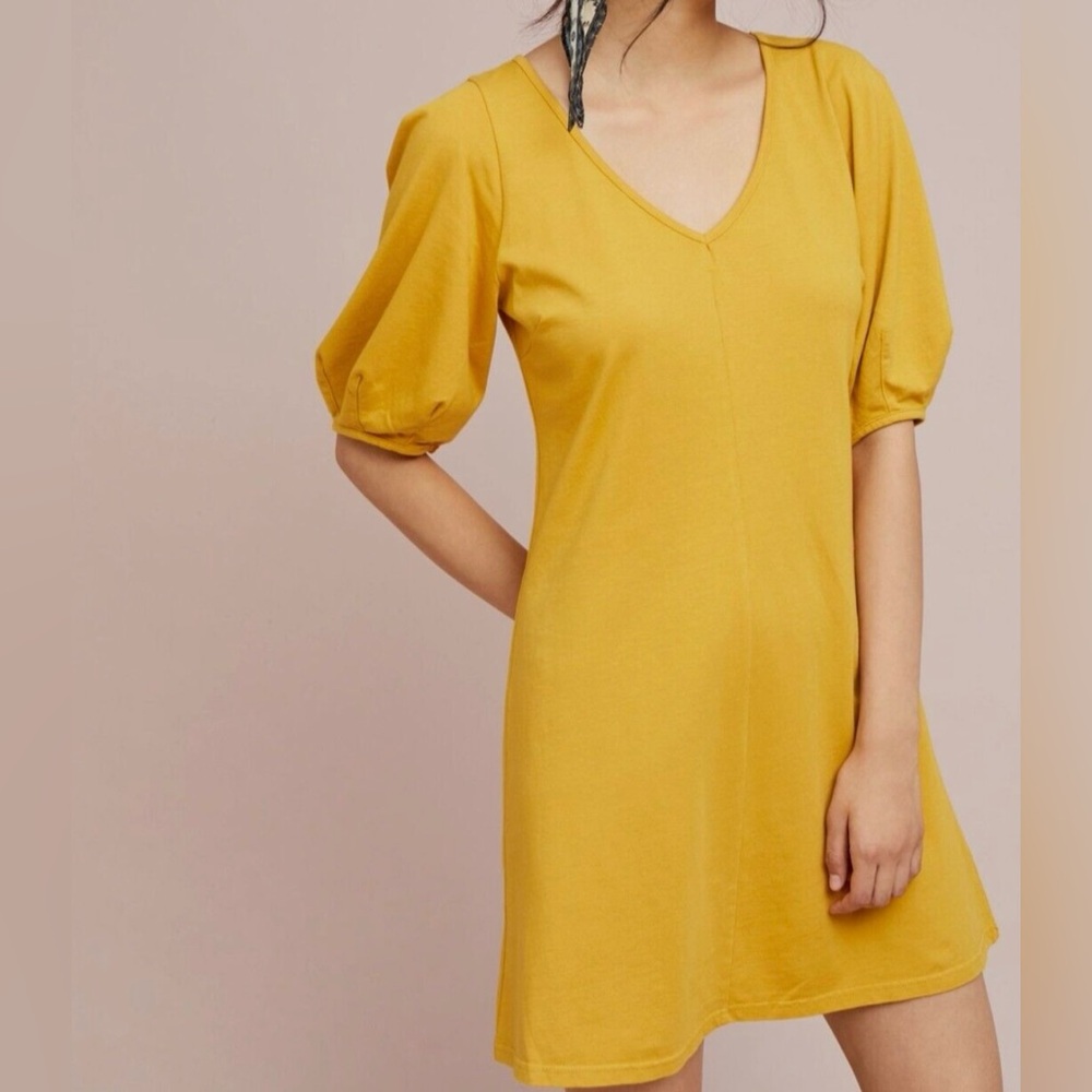 Anthropologie Velvet Graham & Spencer
Mustard Puff Sleeve Dress